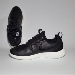 NWT Nike Women's Roshe Two Si Sneakers Size 8